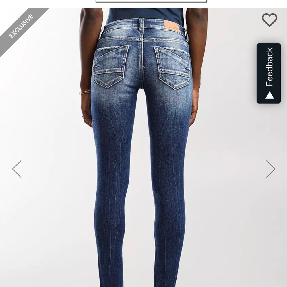 ON THE HUNT FOR! My favorite jeans got a stain and they are no longer available